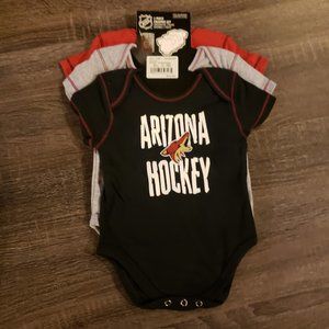 NEW! NHL Arizona Coyotes 3pc Onesie Bodysuit